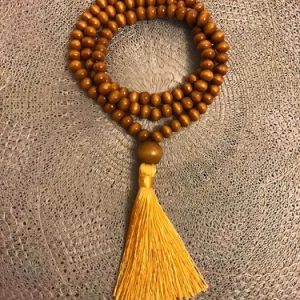 Japamala Budista Ho´oponopono 108 Contas Madeira 8mm Cor Amarelo