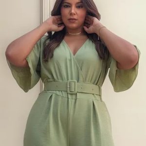 Macação Pantalona Plus Size Com Cinto Encapado Manga Fler